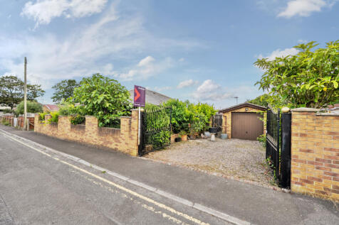 1312423-4-685bbf9...