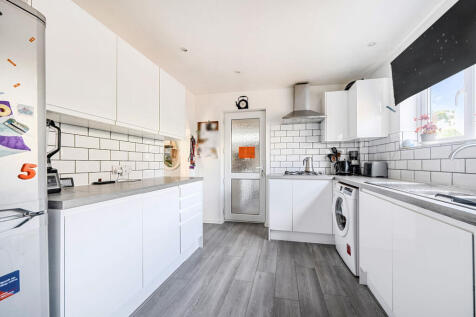 1356465-9-68cd668...