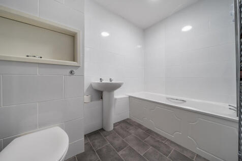 1376299-16-690b3d...