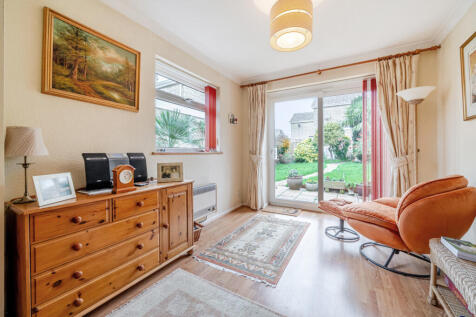 1384541-7-6928704...