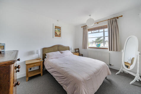 1346596-8-68b5bf7...