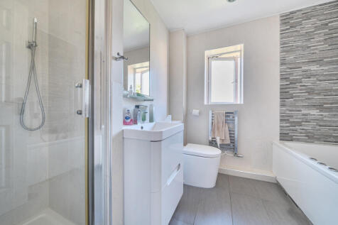 1371593-7-68fb8ef...