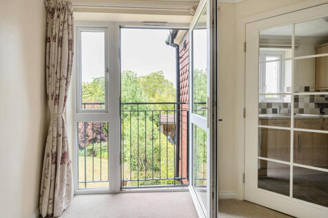 1294721-4-682b098...