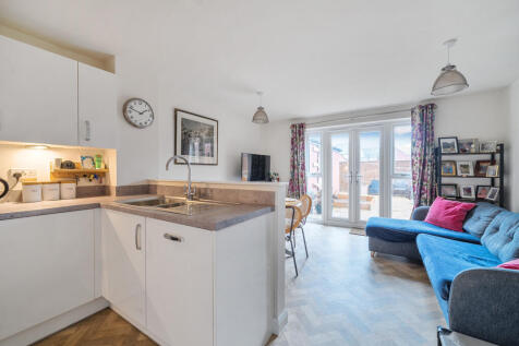 1401415-7-696e4b1...