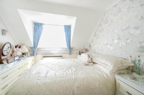 1310347-17-685026...