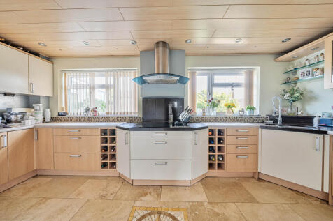 1298806-12-6839e6...