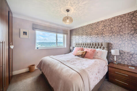 1344043-12-68af44...