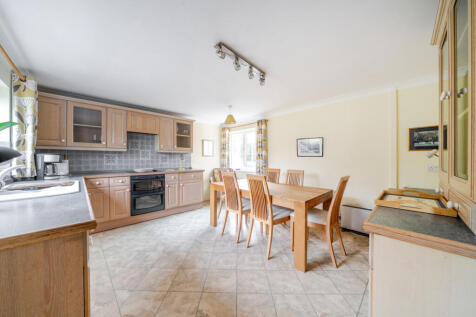 1357713-8-68d3d1a...