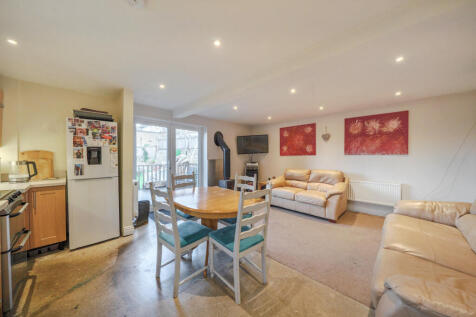 1386025-11-692f17...