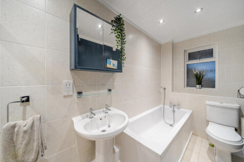 1386626-2-693ff84...