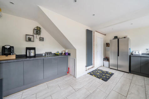 1341685-6-68a6fa6...