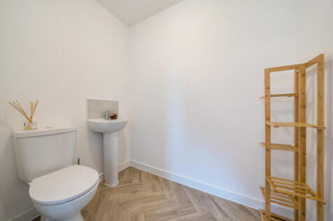 1345622-16-68b075...