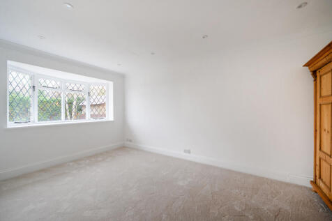 1385997-3-6928473...