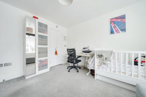 1327739-20-687a5d...