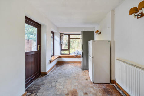 1375695-9-6909d63...