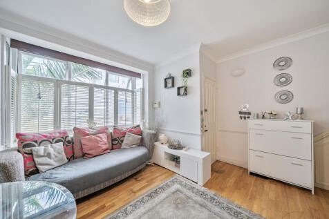 1335119-18-689382...