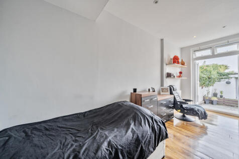 1335119-3-6893826...