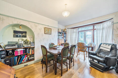 1347160-7-68b6fc7...