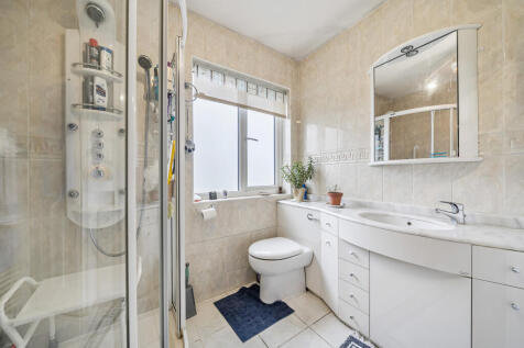 1347160-6-68b6fc6...