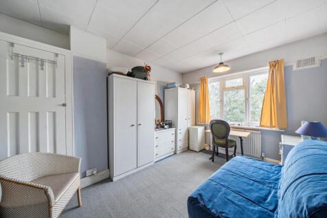 1347160-4-68b6fc5...