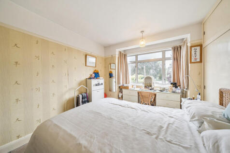 1347160-3-68b6fc5...