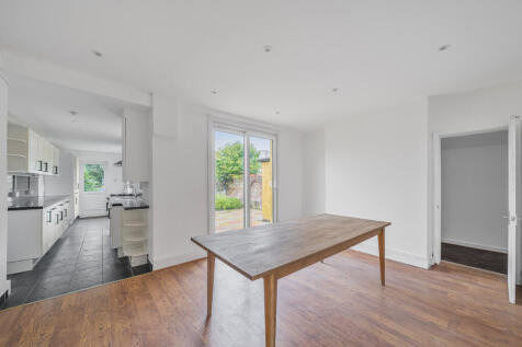 1353315-10-68c153...