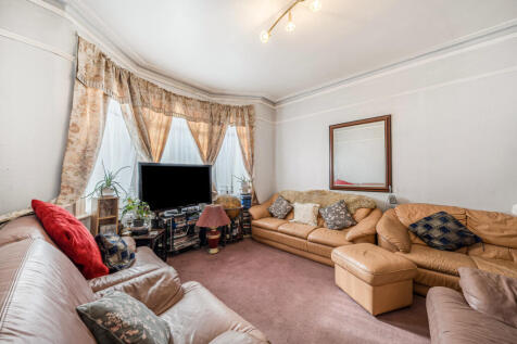 1363720-2-68e7aba...