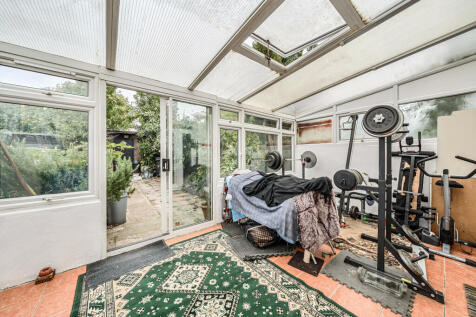 1363720-7-68e7abc...