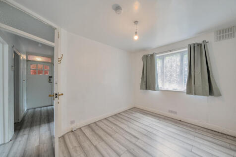 1295844-3-682b38a...