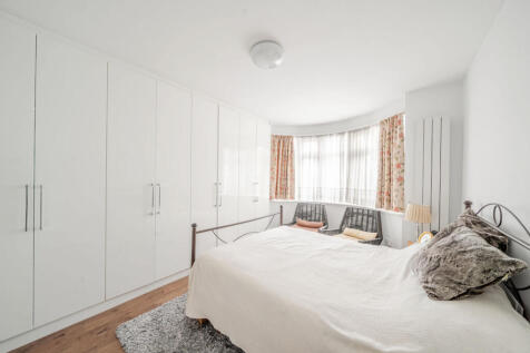 1332188-15-688ba7...