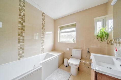 1332188-9-688ba7b...