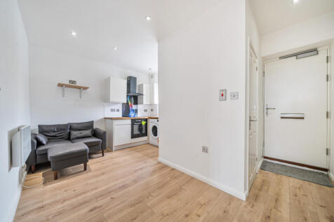 1343201-11-68a5ab...