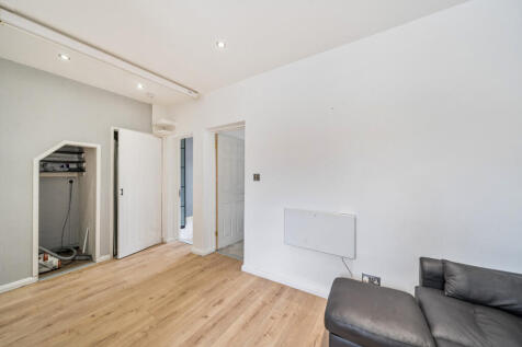 1343201-16-68a5ad...