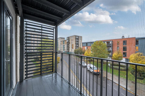 1350376-14-690247...