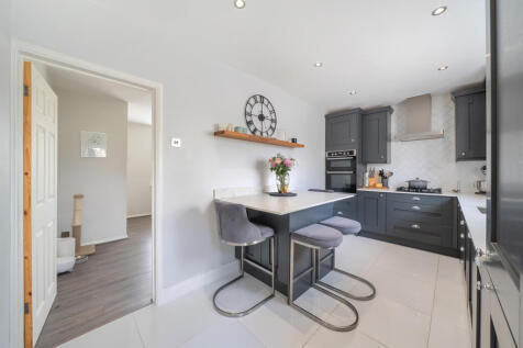 1330413-6-688a2b8...