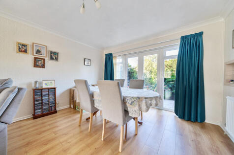 1352568-7-68c8a0d...