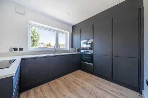 1359979-14-68dbcf...