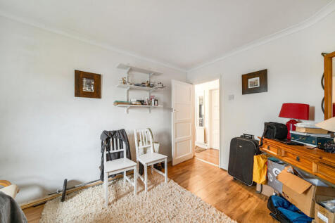 1376275-3-690c74d...