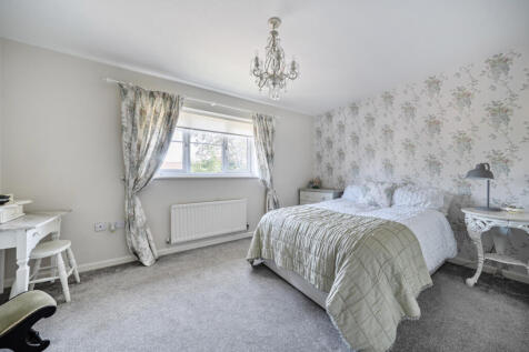 1359092-19-68dbbe...