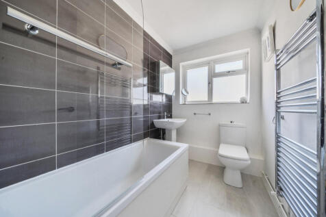 1358399-9-68dbd40...