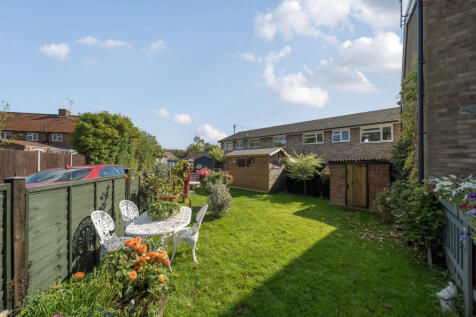 1358399-3-68dbd38...