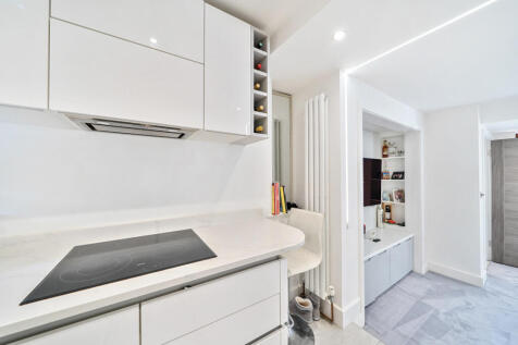 1311740-4-6852954...