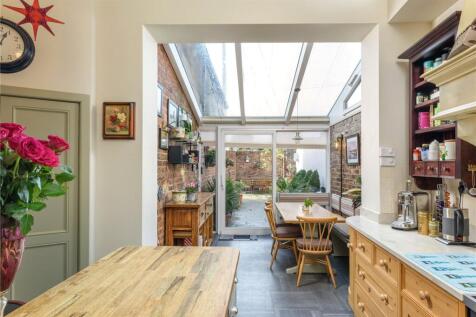 Kitchen Photo 4