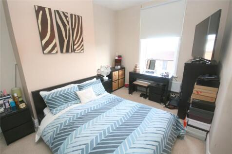 Bedroom One (2)