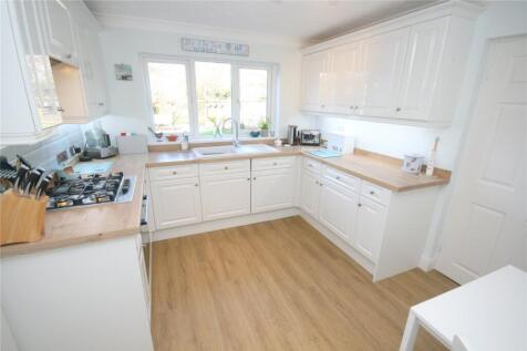 Kitchen (2)