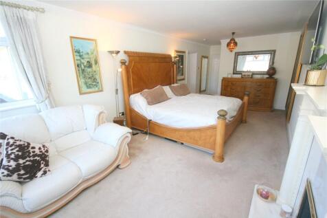 Bedroom One (2)