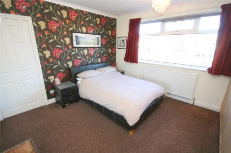 Bedroom Two (2)