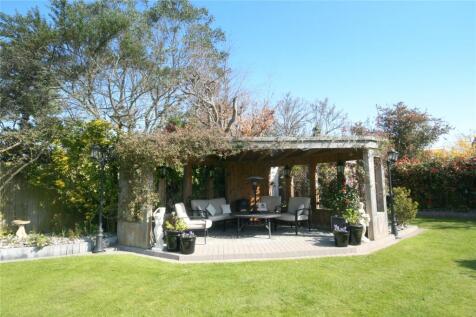 Rear Garden (3)