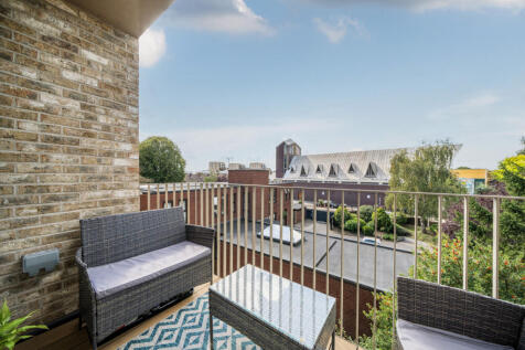 1348701-8-68bed12...