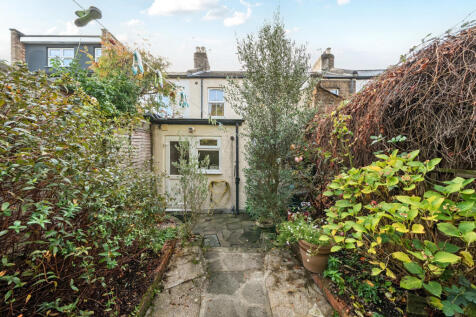 1372588-4-69033c6...